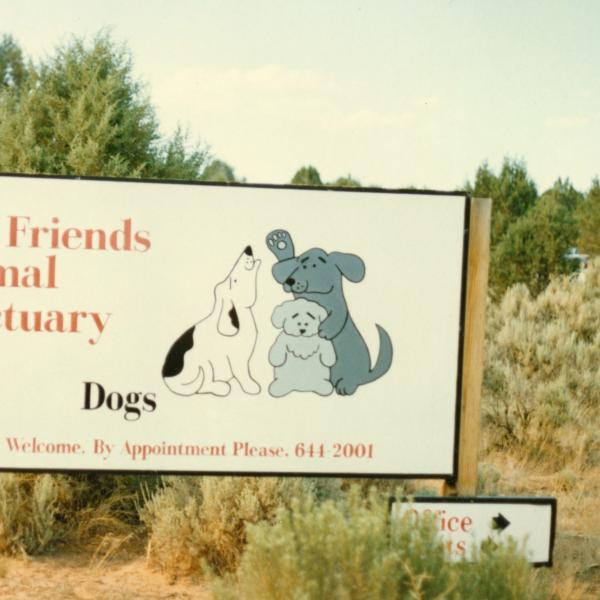 All old signs, like this one from the mid-90s, were designed by co-founder Steven Hirano.